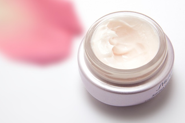 Crema e prodotti per trattamenti viso e corpo